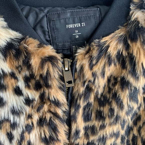 Forever21 Cheetah Print Faux Fur Coat - Picture 7 of 9